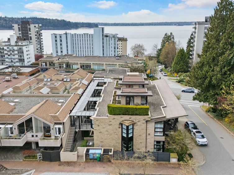 9-1891 Marine Drive, West Vancouver, BC, V7V 1J7 - 36