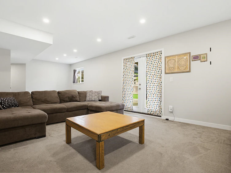 8627 Henderson Street, Mission, BC, V2V 7P9 - 15