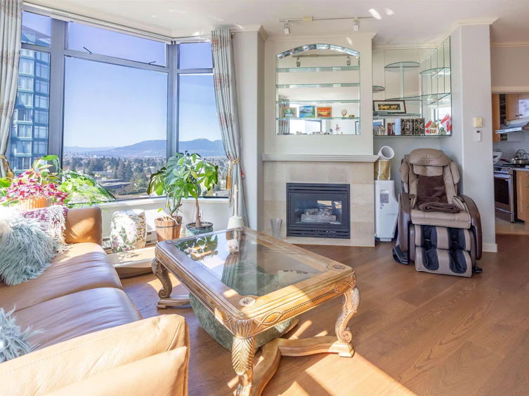 1602-4567 Hazel Street, Burnaby, BC, V5H 4V4 - 4