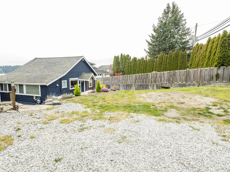 6221 Sunshine Coast Highway, Sechelt, BC, V7Z 0M1 - 26