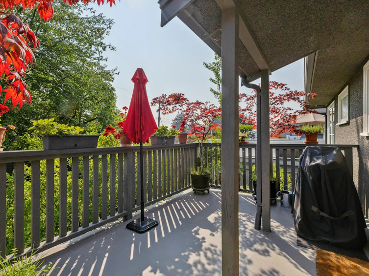 415 W 26th Street, North Vancouver, BC, V7N 2G9 - 25
