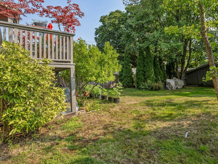 415 W 26th Street, North Vancouver, BC, V7N 2G9 - 35