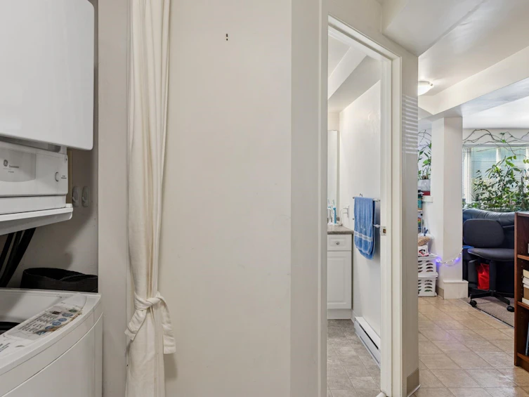 415 W 26th Street, North Vancouver, BC, V7N 2G9 - 34