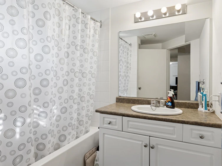 415 W 26th Street, North Vancouver, BC, V7N 2G9 - 33