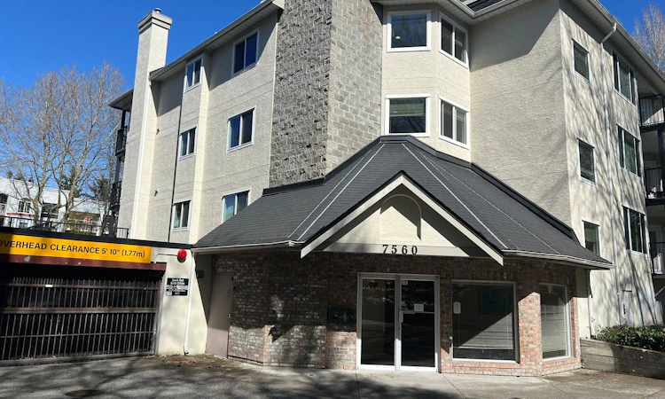 203-7560 Moffatt Road