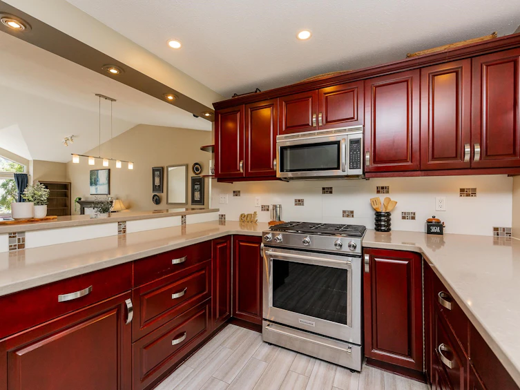 25 Ravine Drive, Port Moody, BC, V3H 4G6 - 9