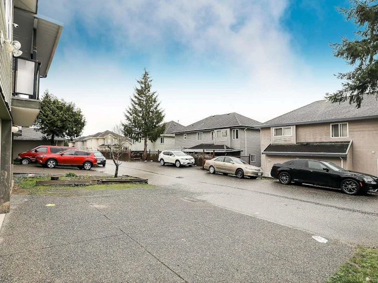 14578 68 Avenue, Surrey, BC, V3S 2A9 - 33