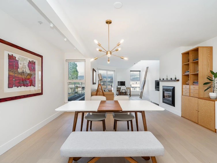 2240 York Avenue, Vancouver, BC, V6K 1C6 - 6
