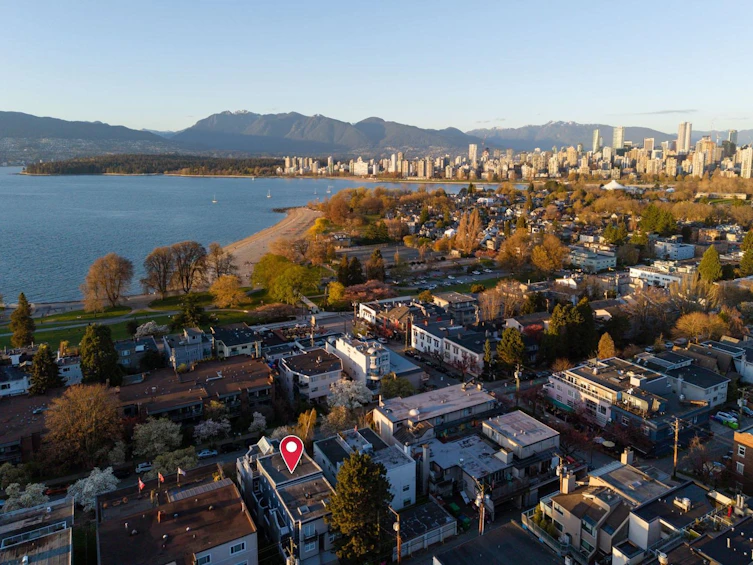 2240 York Avenue, Vancouver, BC, V6K 1C6 - 37