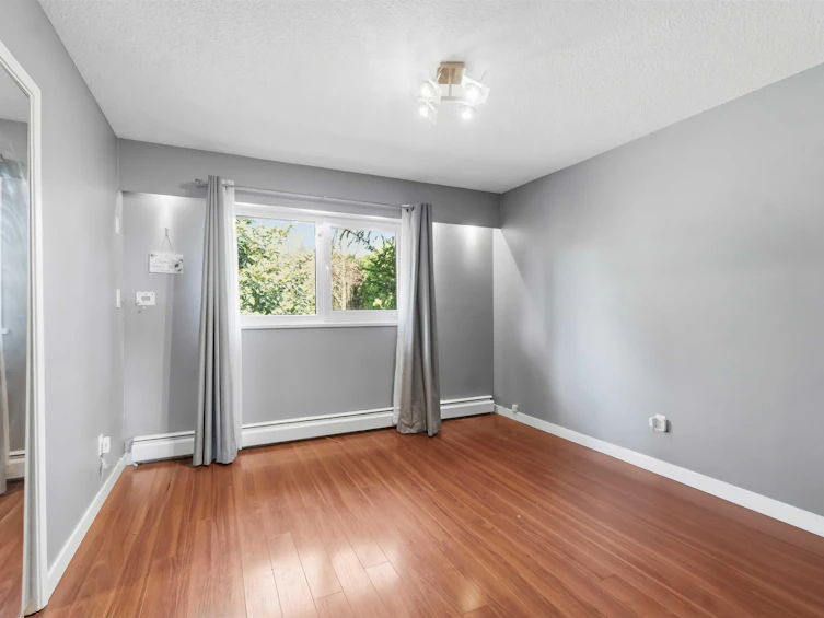 140 E Eighth Avenue, New Westminster, BC, V3L 4J7 - 24