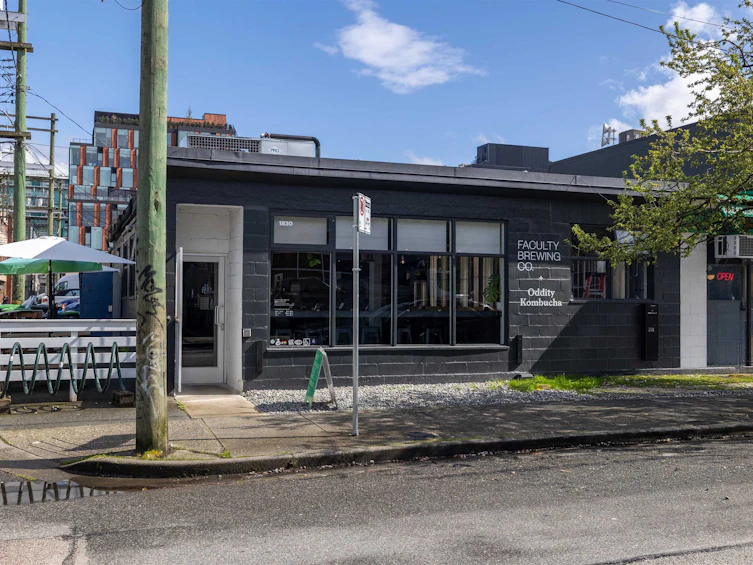 33 E 6th Avenue, Vancouver, BC, V5T 1J3 - 38