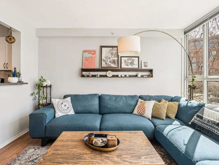 219-288 E 8th Avenue, Vancouver, BC, V5T 4S8 - 3