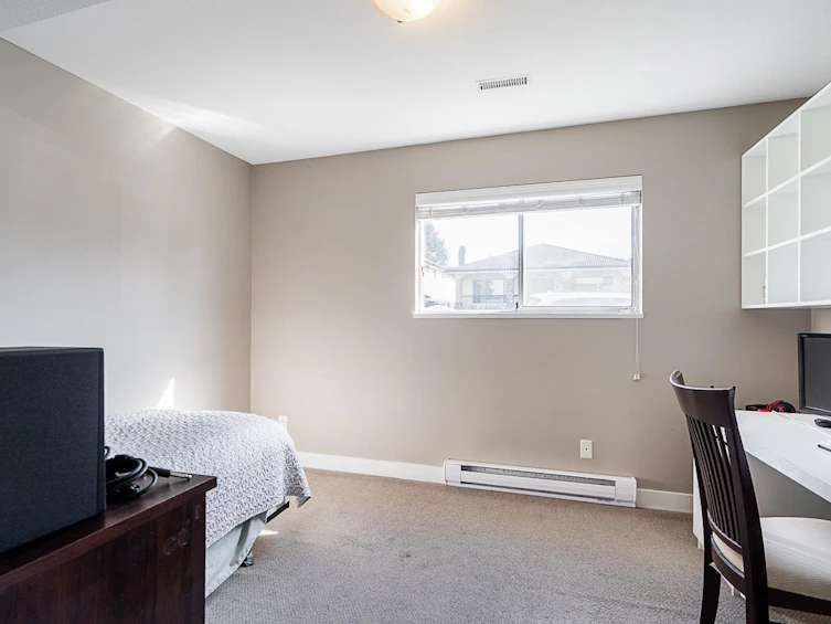 6851 Imperial Street, Burnaby, BC, V5E 1N4 - 30