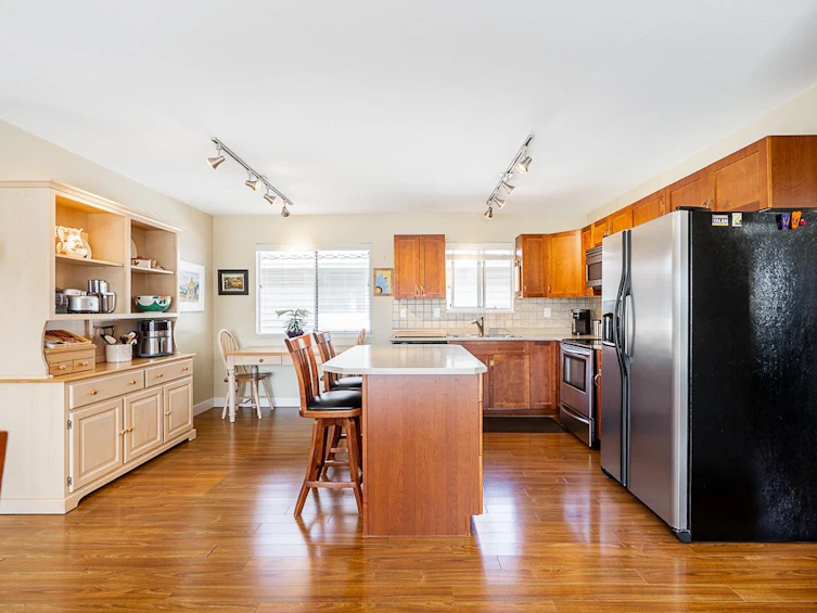 6851 Imperial Street, Burnaby, BC, V5E 1N4 - 13