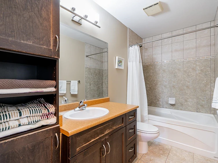 6851 Imperial Street, Burnaby, BC, V5E 1N4 - 20