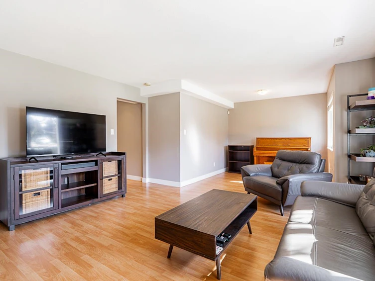 6851 Imperial Street, Burnaby, BC, V5E 1N4 - 24