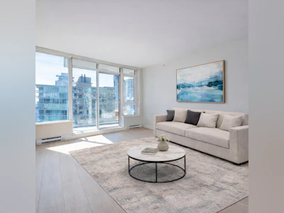 1612-668 Columbia Street - 3