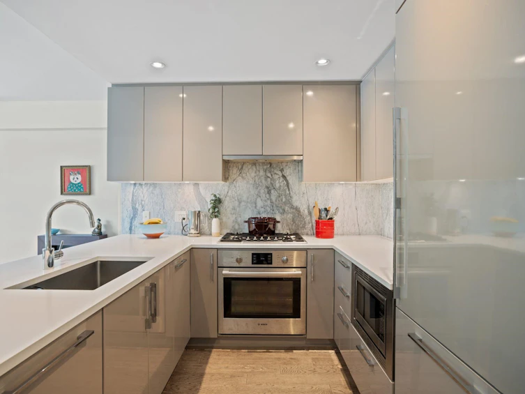 110-4080 Yukon Street, Vancouver, BC, V5Y 0L4 - 10