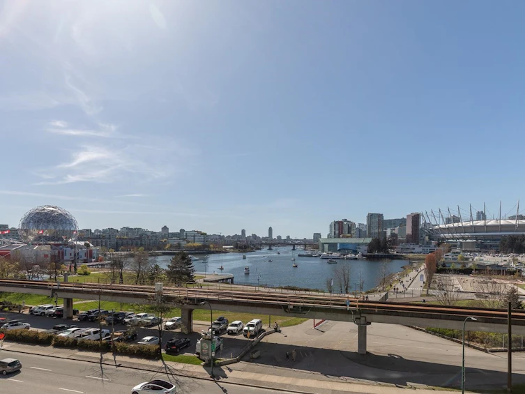 605-120 Milross Avenue, Vancouver, BC, V6A 4K7 - 2