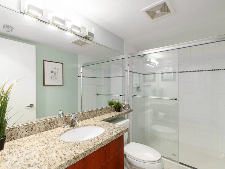 605-120 Milross Avenue, Vancouver, BC, V6A 4K7 - 17