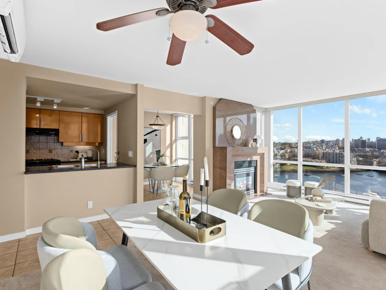 1703-1077 Marinaside Crescent, Vancouver, BC, V6Z 2Z5 - 5