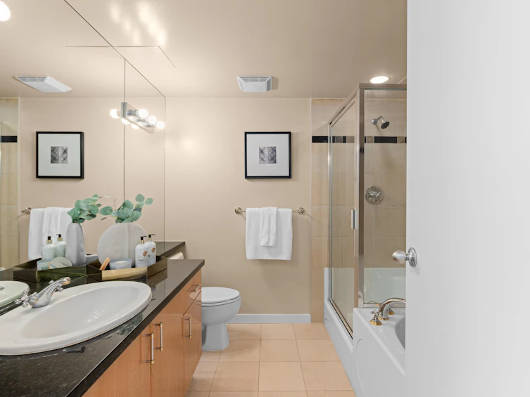 1703-1077 Marinaside Crescent, Vancouver, BC, V6Z 2Z5 - 19