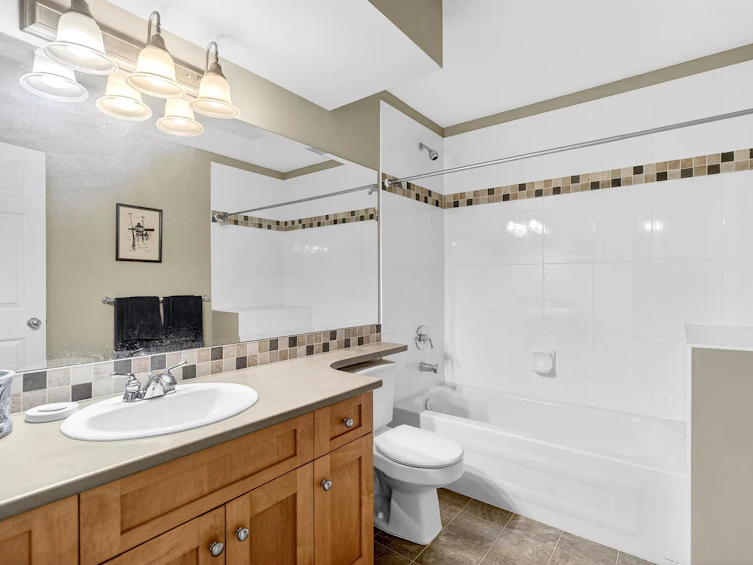 7134 196a Street, Langley, BC, V2Y 2Z9 - 33