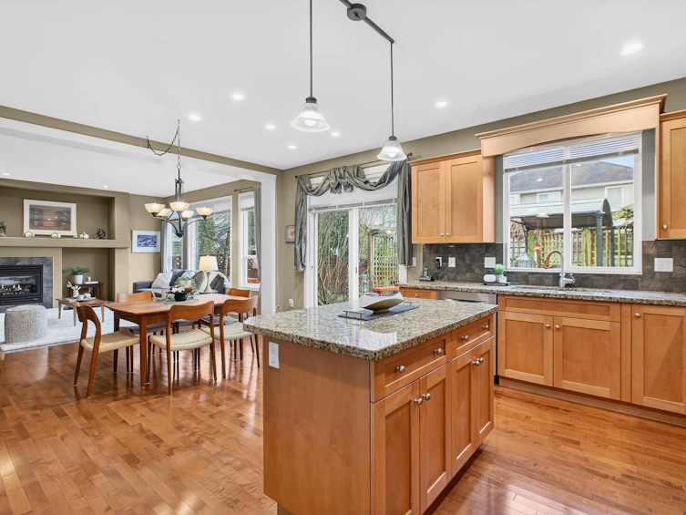 7134 196a Street, Langley, BC, V2Y 2Z9 - 16