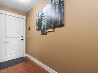 207-45893 Chesterfield Avenue - 3