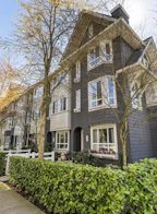 116 2418 Avon Place