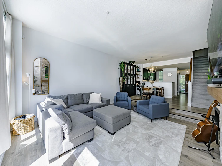 2162 E Kent Avenue South, Vancouver, BC, V5P 4X2 - 8