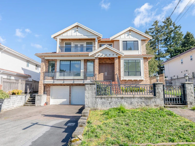 4215 Watling Street, Burnaby BC V5J 1V4