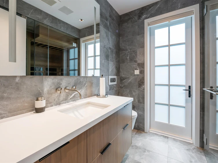 4546 Langara Avenue, Vancouver, BC, V6R 1C8 - 19
