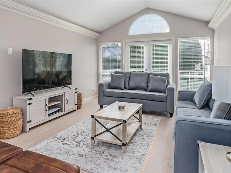 2389 Orchard Place, Abbotsford, BC, V3G 2B4 - 4