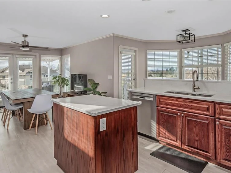 2389 Orchard Place, Abbotsford, BC, V3G 2B4 - 9