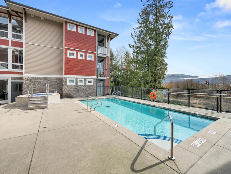 217-2242 Whatcom Road, Abbotsford, BC, V3G 0G3 - 3