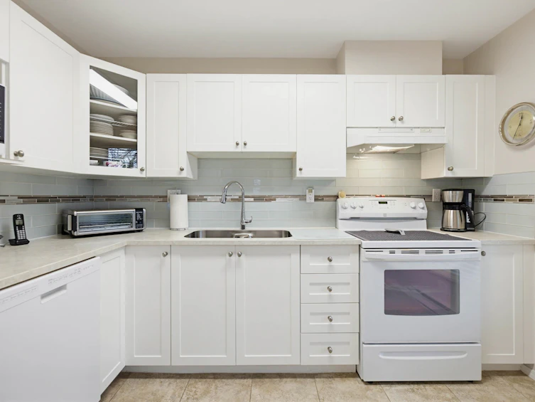 206-15150 108 Avenue, Surrey, BC, V3R 0V1 - 11
