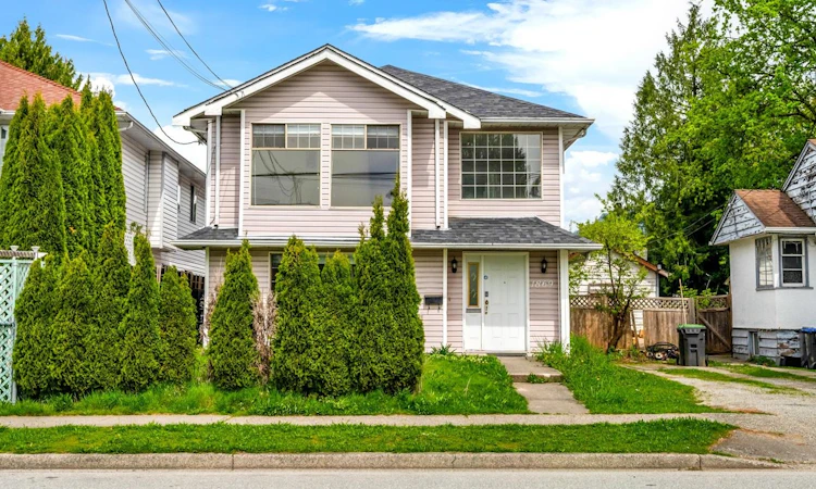 1869 Prairie Avenue