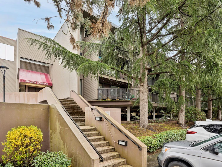 120-9300 Glenacres Drive, Richmond, BC, V7A 1Y8 - 2