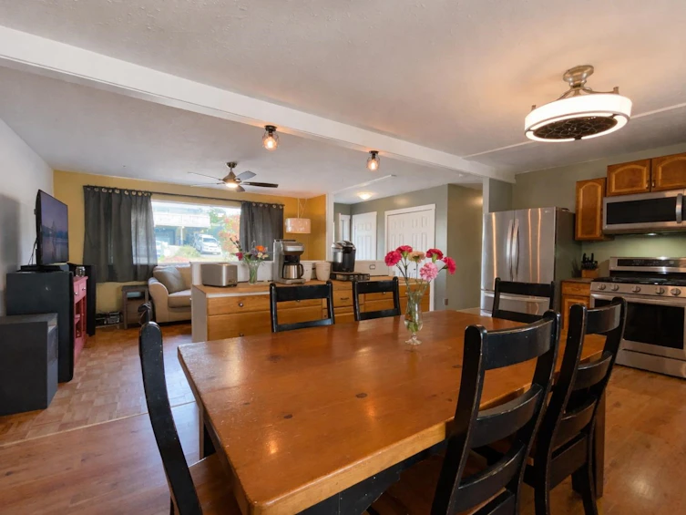 32720 Adams Avenue, Mission, BC, V2V 2S1 - 5