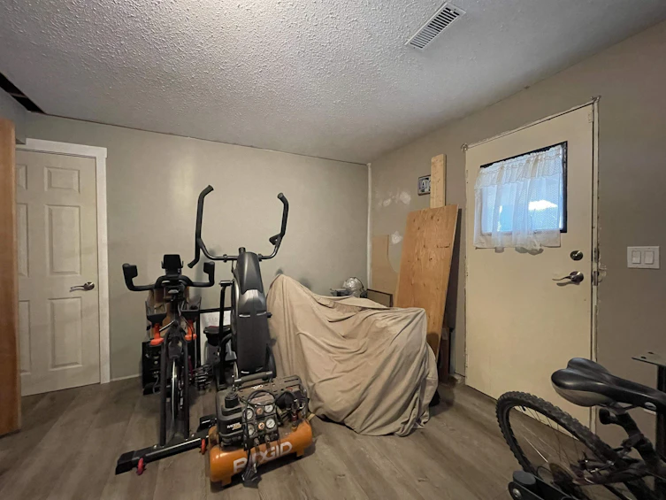 32720 Adams Avenue, Mission, BC, V2V 2S1 - 27