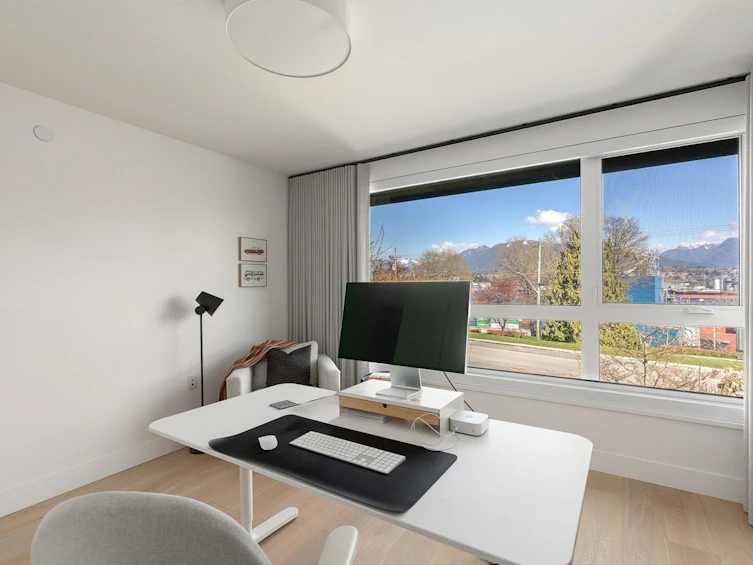 2732 Wall Street, Vancouver, BC, V5K 1A9 - 17