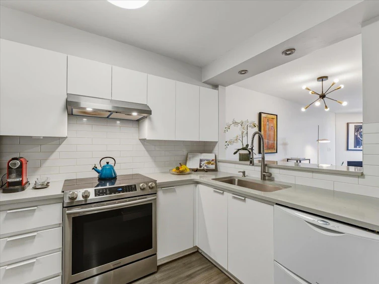 205-2438 Heather Street, Vancouver, BC, V5Z 3H9 - 12