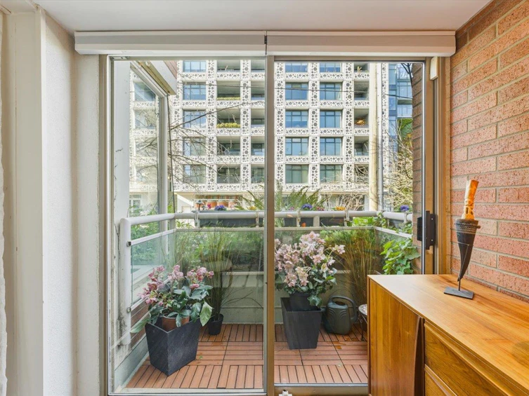 205-2438 Heather Street, Vancouver, BC, V5Z 3H9 - 10