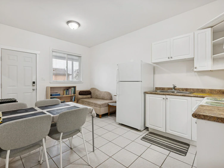 8771 No. 2 Road, Richmond, BC, V7C 3M4 - 32
