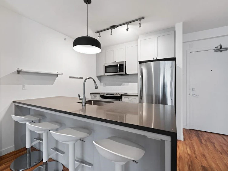 317-289 E 6th Avenue, Vancouver, BC, V5T 0E9 - 4