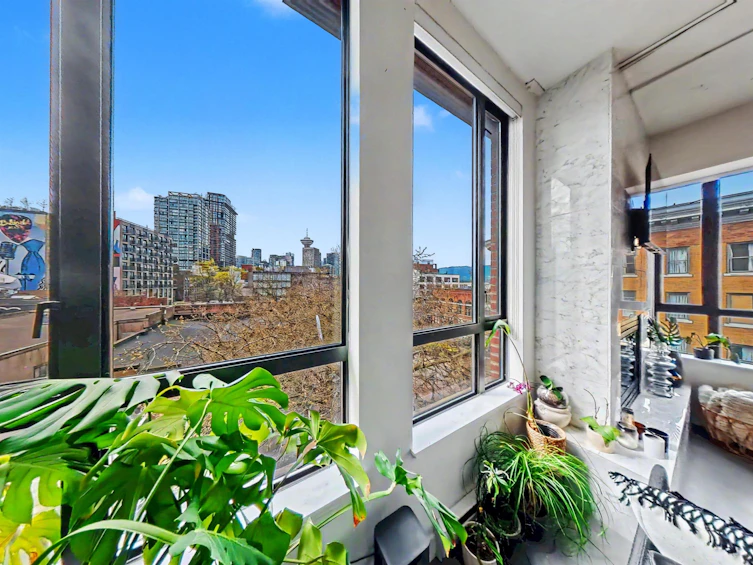 501-28 Powell Street, Vancouver, BC, V6A 1E7 - 3