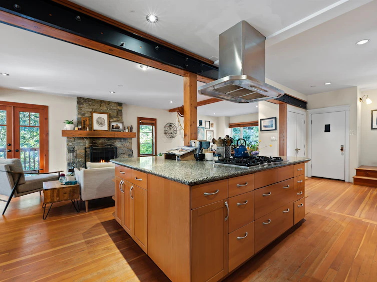 6524 Wellington Avenue, West Vancouver, BC, V7W 2H9 - 11