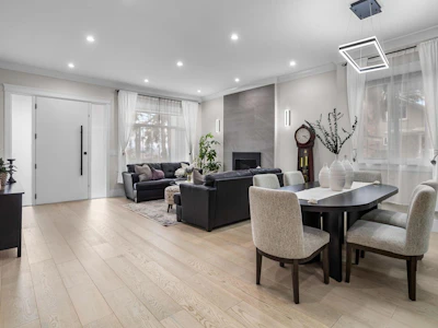 10590 River Road - 2