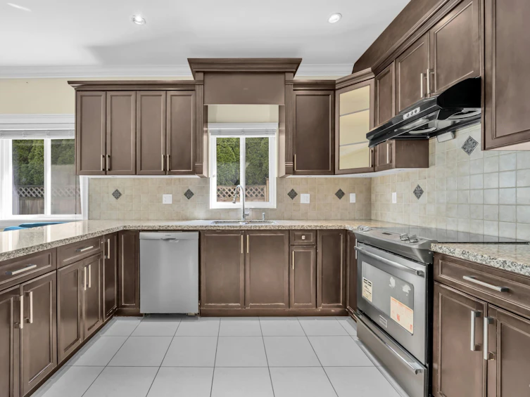 5871 Rumble Street, Burnaby, BC, V5J 2C3 - 12
